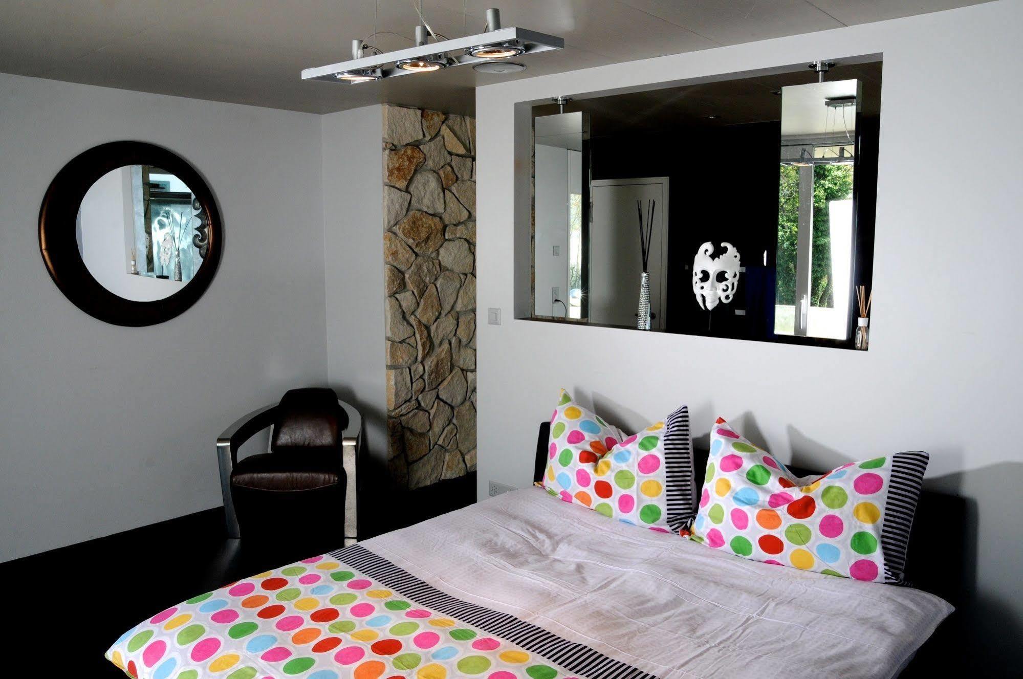 Morat Gaste Zimmer Murten Exterior foto